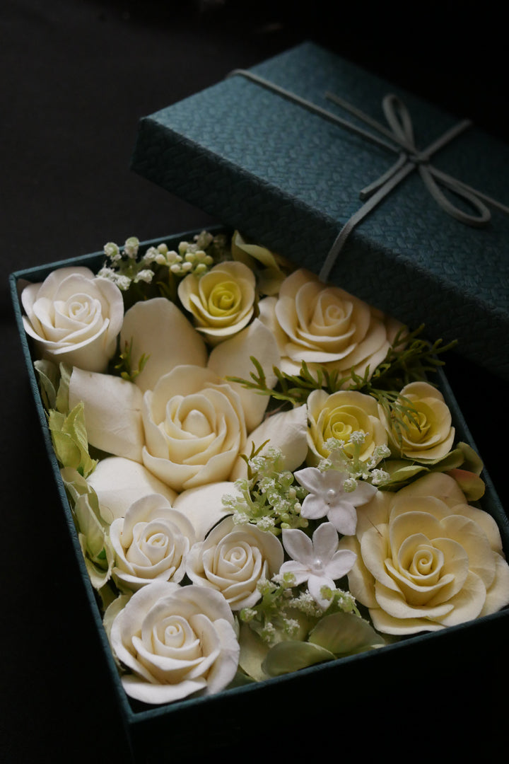Clay flower box - Yuko